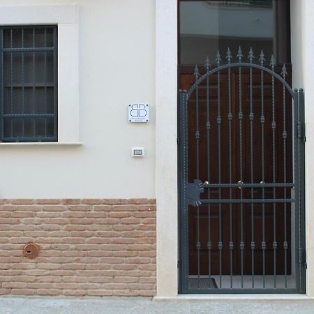 B&B Bianco Apartments Orta Nova Exteriör bild