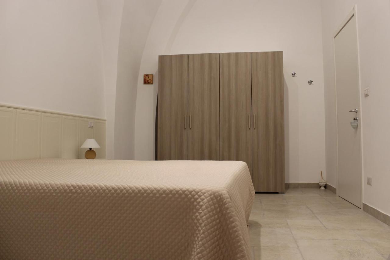 B&B Bianco Apartments Orta Nova Exteriör bild