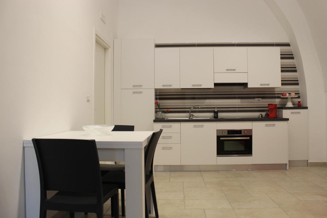 B&B Bianco Apartments Orta Nova Exteriör bild