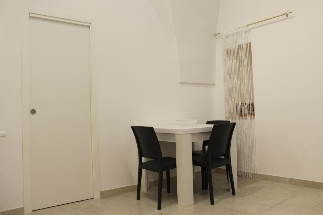 B&B Bianco Apartments Orta Nova Exteriör bild